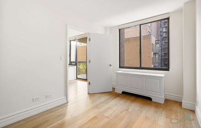 2 beds, 1.5 baths, $7,300, Unit 17E